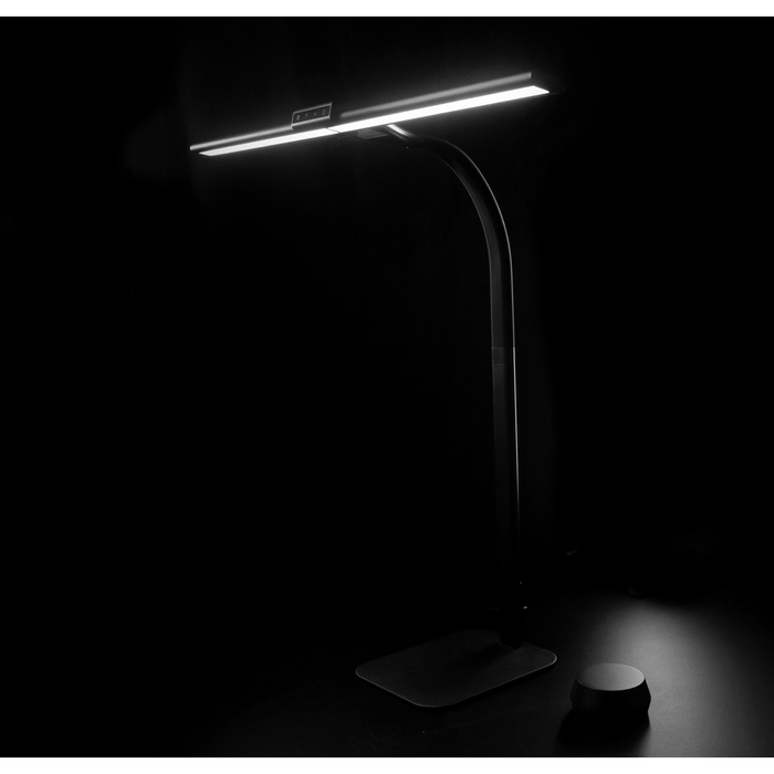 TC Strata Base valaisin painojalalla - Musta